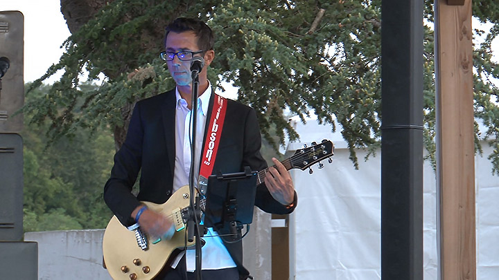 mariage live guitare christophe vallon domaine de senaud